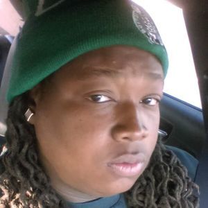 Meet your Posher, Zay